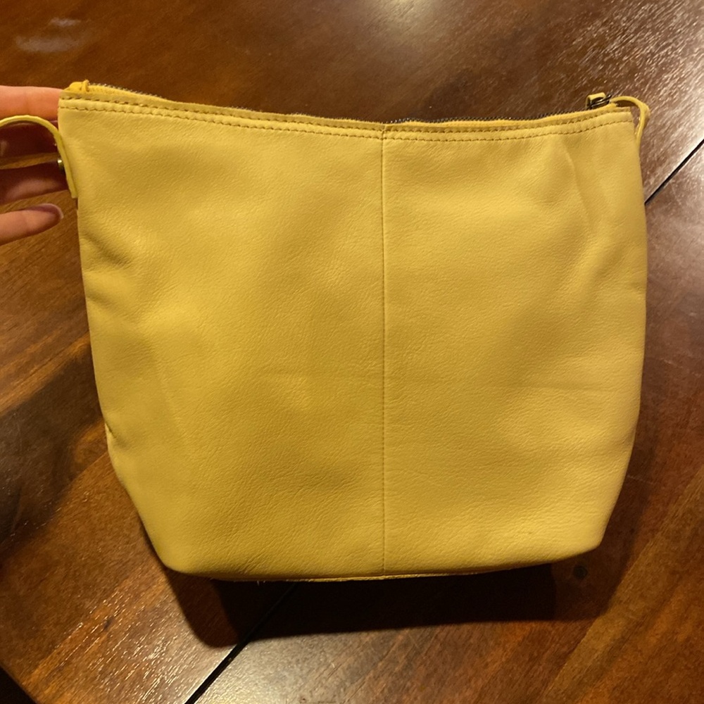 American Leather Yellow Crossbody Bag. - Picture 6 of 16